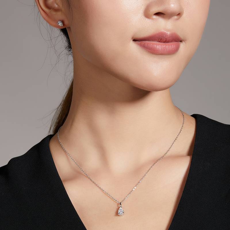 Classic梨形S925银镀白金MoissanitePendantStud Earring套装